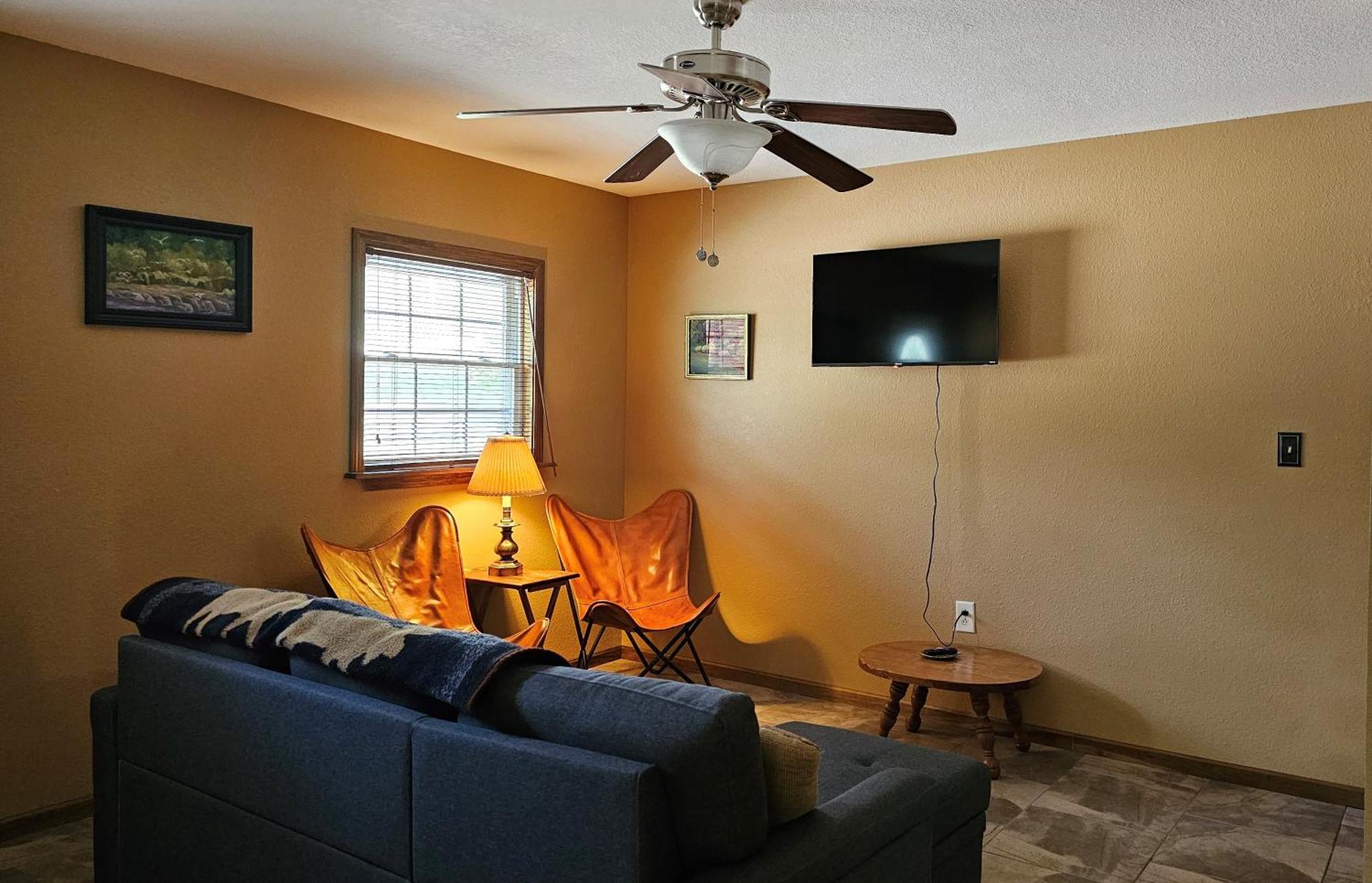 Cool Valley Rest Rocky Mount Esterno foto