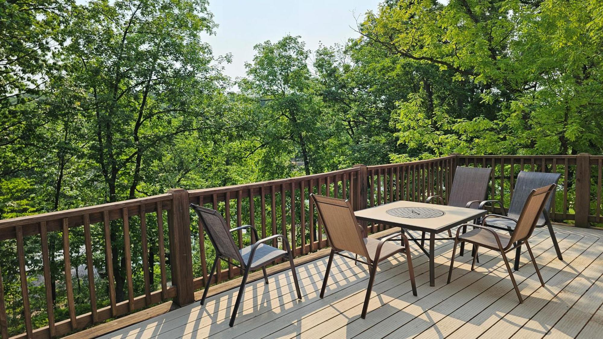 Cool Valley Rest Rocky Mount Esterno foto